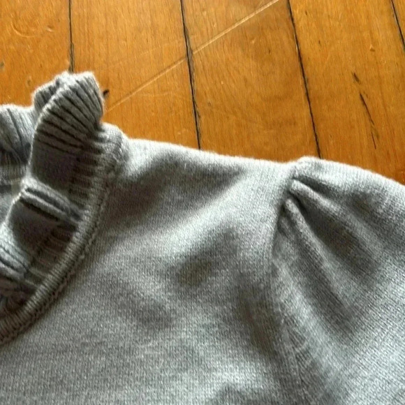 Tahari  knit ruffle top sweater - Picture 6 of 8